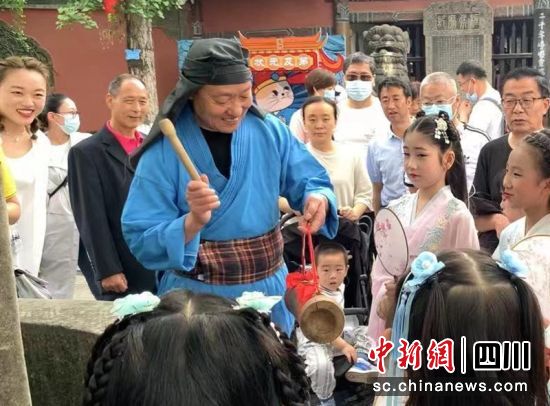 火焰蓝映照使命担当